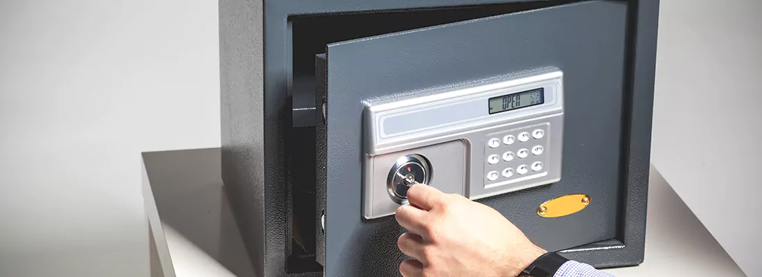 Safe Opening Repair in Palm Valley